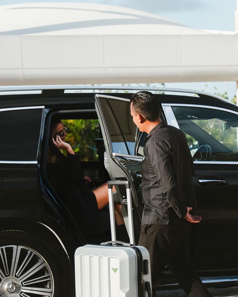 Cancun airport limo