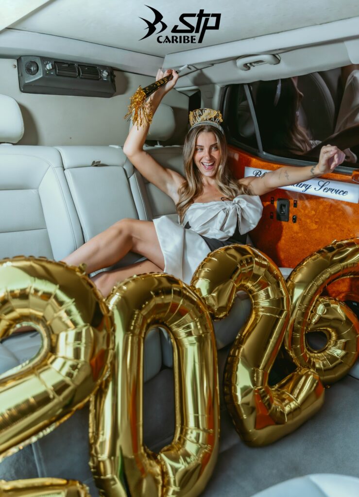 NEW YEARS AT CANCUN IN A LUXURIOUS LIMO